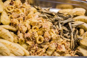Vela ingrosso commercio prodotti ittici ristorazione vendita al dettaglio pescherie pesce azzurro mar ligure frutti di mare allevamento congelato