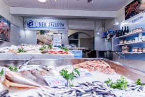 Vela ingrosso commercio prodotti ittici ristorazione vendita al dettaglio pescherie pesce azzurro mar ligure frutti di mare allevamento congelato